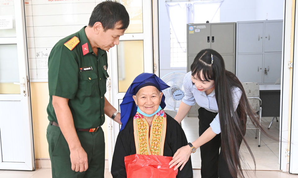 Bộ CHQS tỉnh: Khám, cấp thuốc miễn phí cho đối tượng chính sách, hộ nghèo huyện Ba Chẽ