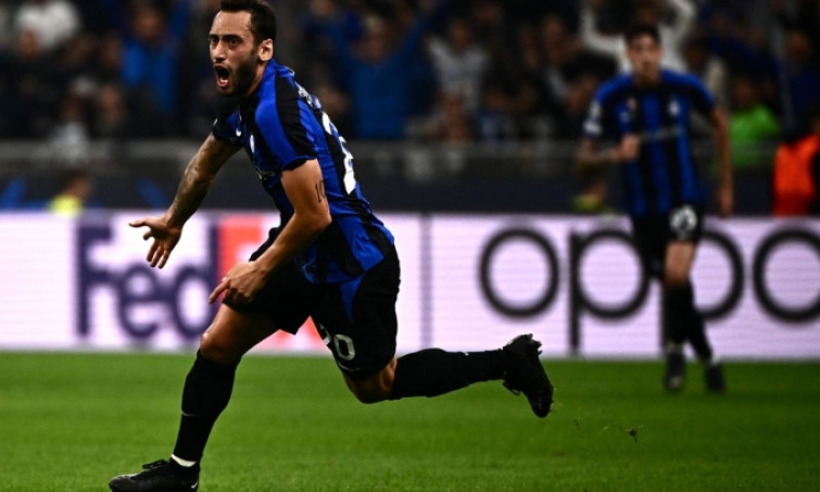 Inter quật ngã Barca
