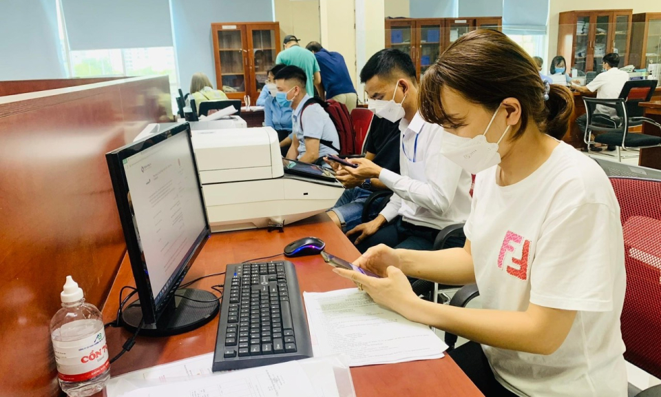 TP Hạ Long: Sẽ công khai tập thể, cá nhân giải quyết thủ tục hành chính chậm, muộn