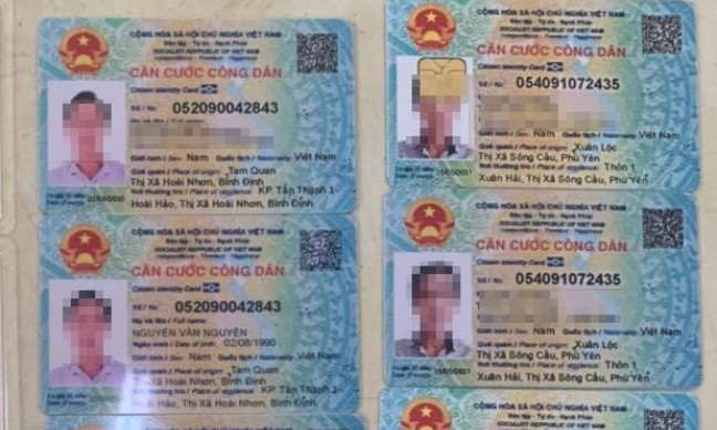 Phá hai đường dây làm giả Căn cước công dân gắn chip tại TPHCM