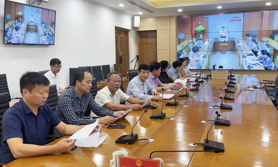 Triển khai chương trình bảo vệ môi trường, an toàn thực phẩm và chuyển đổi số trong xây dựng NTM giai đoạn 2021 - 2025