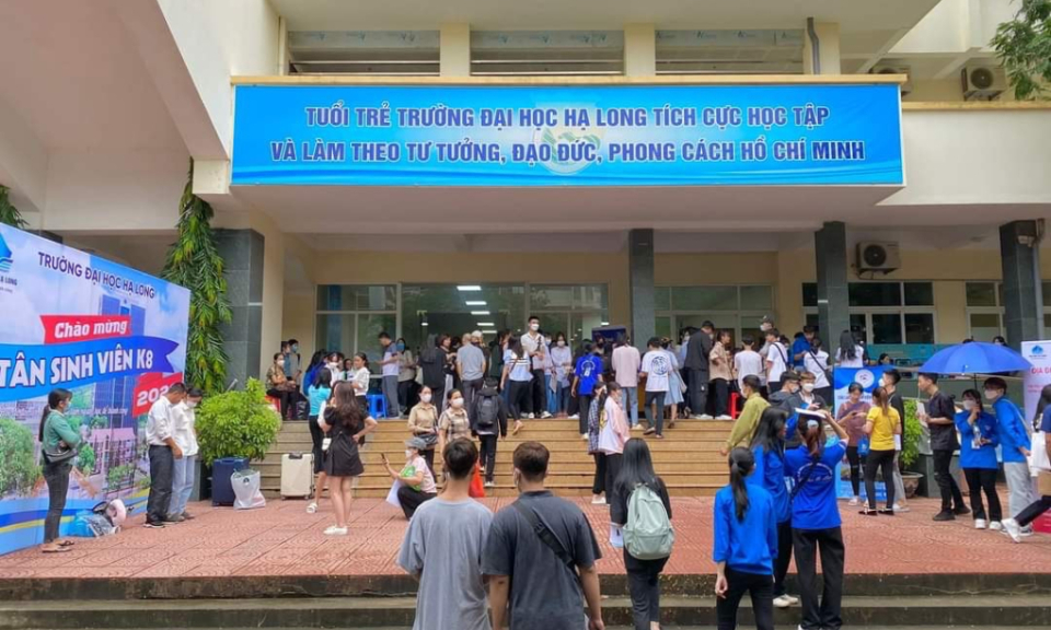 下龙大学为学生创提供便利