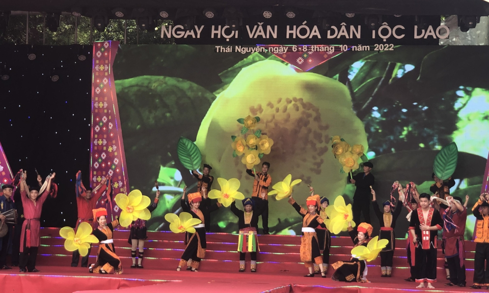 Đoàn Quảng Ninh đoạt 8 giải thưởng tại Ngày hội văn hóa dân tộc Dao