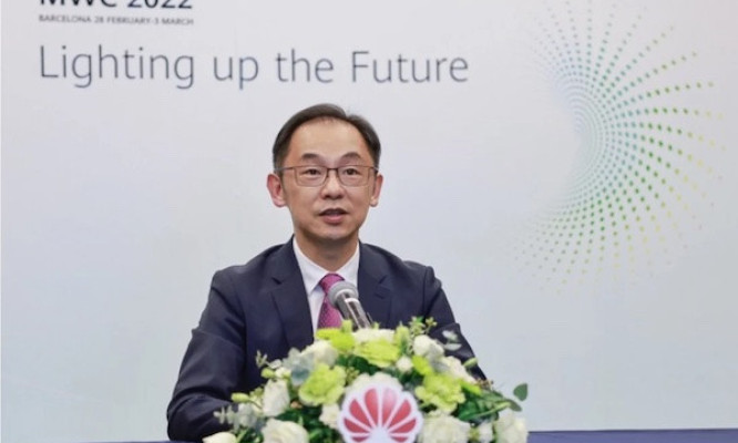 Lãnh đạo cấp cao Huawei đột ngột qua đời sau cuộc thi chạy marathon