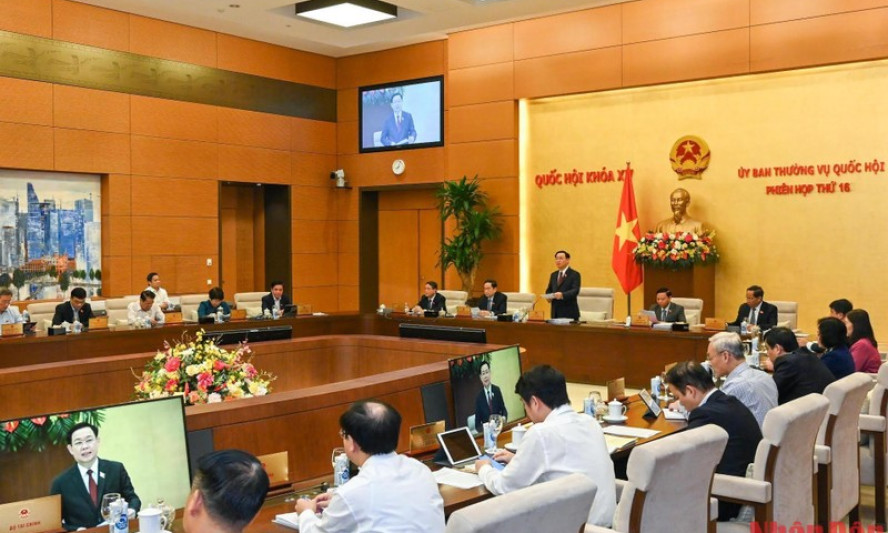 Khai mạc Phiên họp thứ 16 của Ủy ban Thường vụ Quốc hội