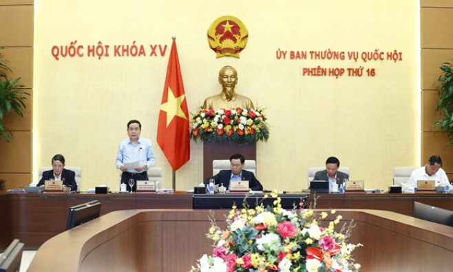 Chính phủ đề nghị kéo dài chính sách đặc thù trong phòng chống dịch