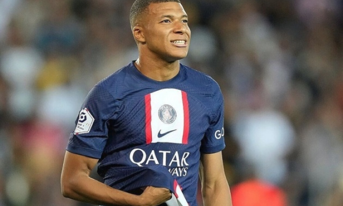 PSG không trừng phạt Mbappe
