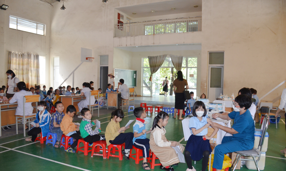 Tăng cường các biện pháp phòng, chống các bệnh truyền nhiễm
