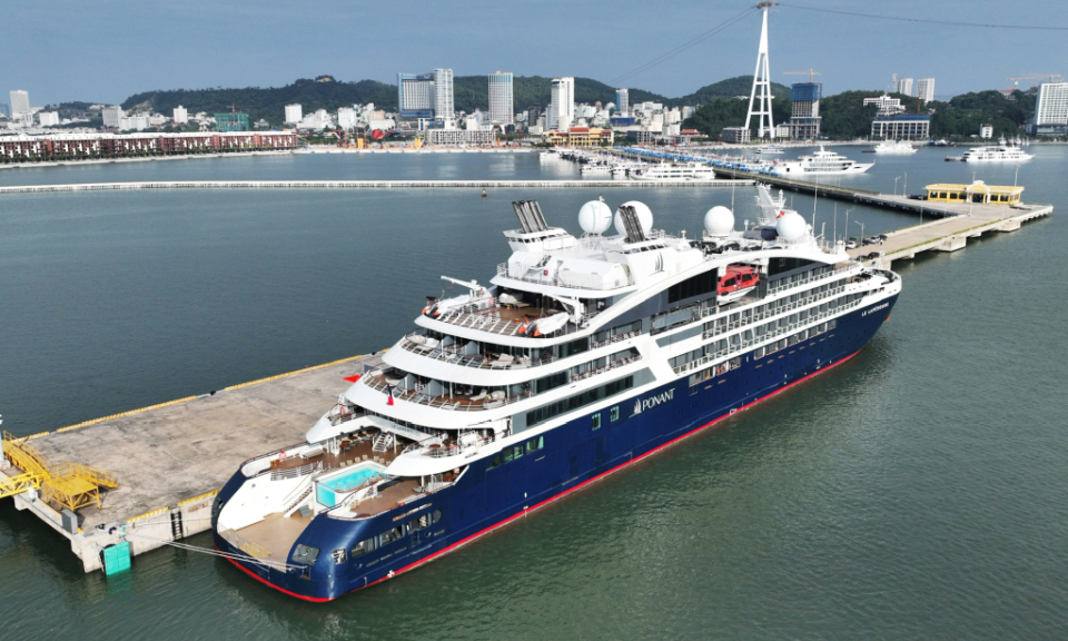 Quang Ninh welcomes very first cruise ship passengers after Covid-19