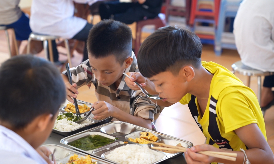 Mô hình trường học bán trú vùng cao 