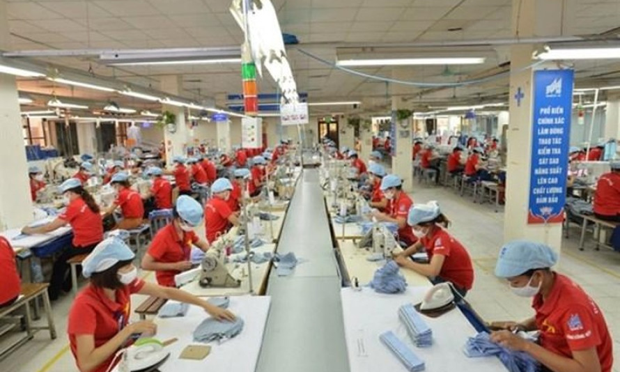 Vietnam's garment export value up in nine months