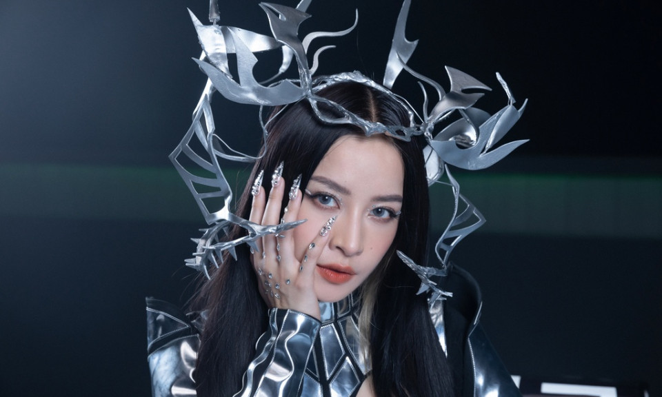 Chi Pu thiệt hại