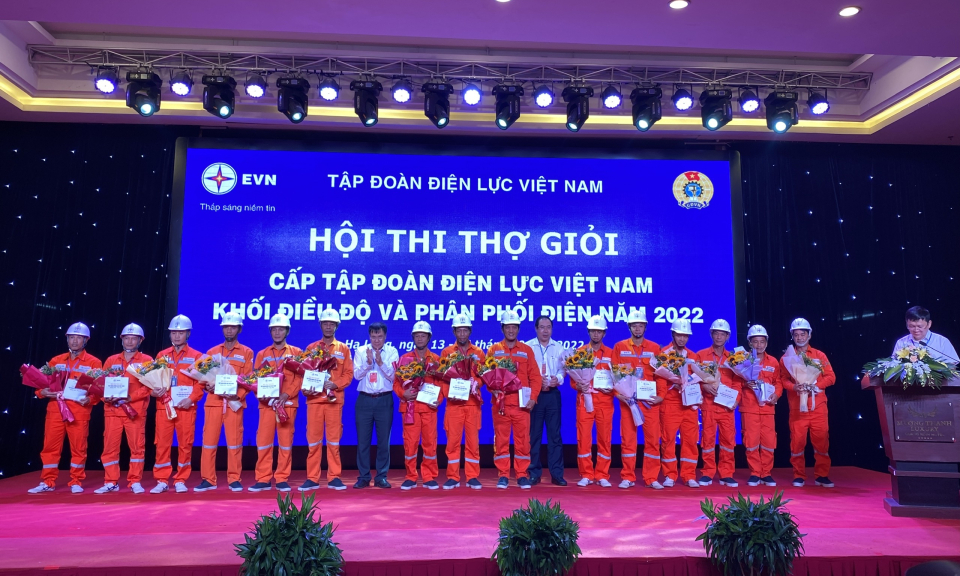 Tổng Công ty Điện lực miền Trung đoạt giải Nhất toàn đoàn