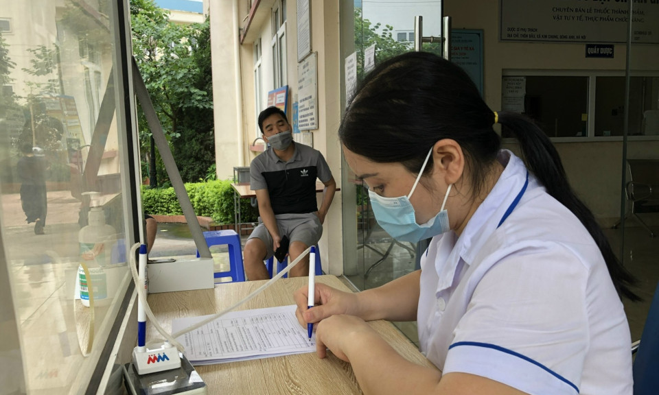 Đề xuất tăng lương cơ sở lên 1,8 triệu/tháng: Cần sớm tăng lương để động viên kịp thời công chức, viên chức