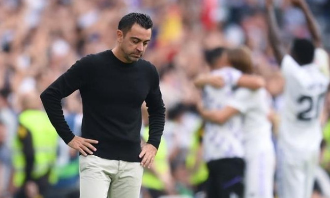 Xavi thành HLV tệ nhất lịch sử Barca