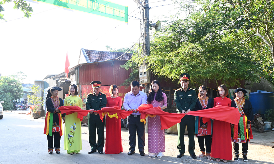Khánh thành, bàn giao hai công trình tại xã Đồng Lâm (TP Hạ Long)