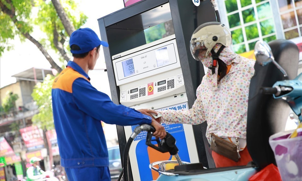 Giá xăng dầu dự báo tiếp tục tăng trong kỳ điều chỉnh tới