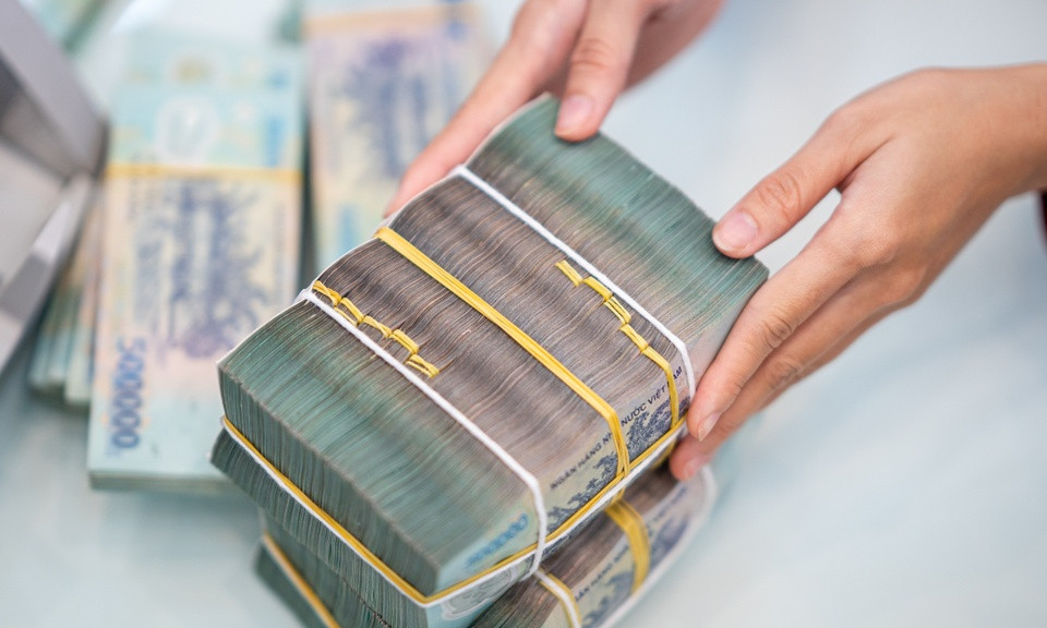 Lãi suất tiền gửi chạm mốc 9,5%/năm