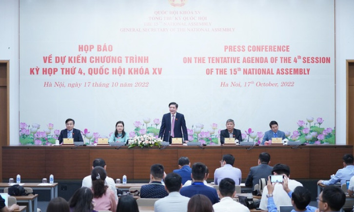 Chính phủ trình Quốc hội tăng lương cơ sở, lương hưu, trợ cấp bảo hiểm xã hội, phụ cấp ưu đãi nghề y tế…