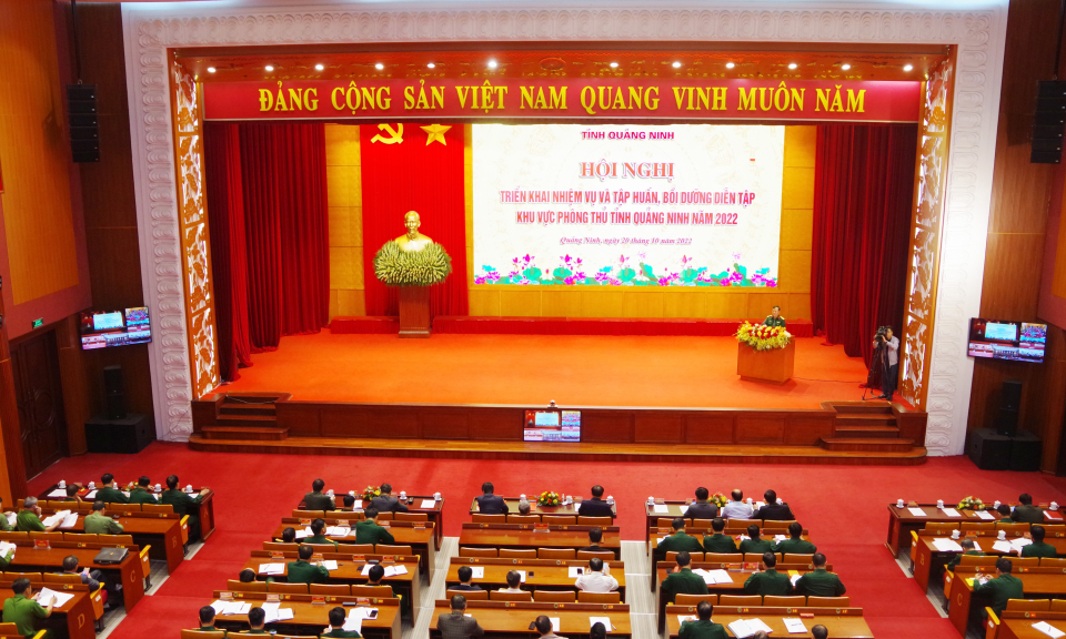 Triển khai nhiệm vụ và tập huấn, bồi dưỡng diễn tập khu vực phòng thủ tỉnh năm 2022
