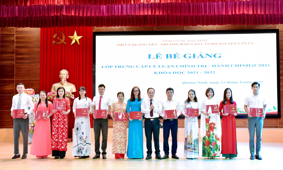 Tạo nguồn cán bộ trẻ chất lượng cao