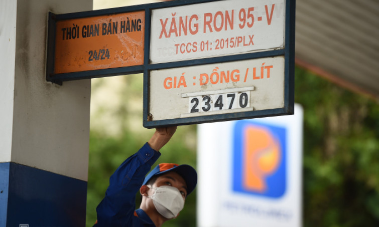 Giá xăng, dầu tiếp tục tăng