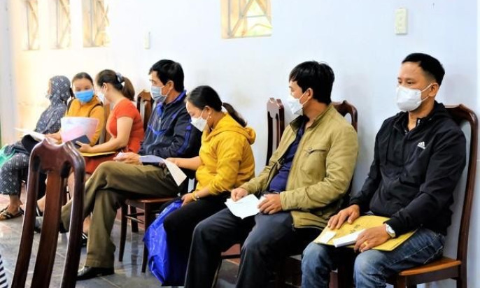 Bắt khẩn cấp một phó giám đốc văn phòng đăng ký đất đai ở Đắk Nông