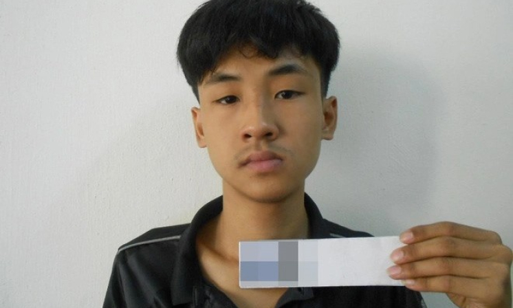 Tống tiền khi phát hiện nhiều ảnh nhạy cảm trong chiếc điện thoại nhặt được