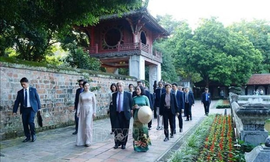 UN Secretary-General wraps up visit to Vietnam