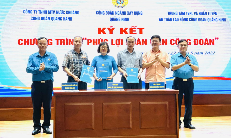 Lấy người lao động làm trung tâm