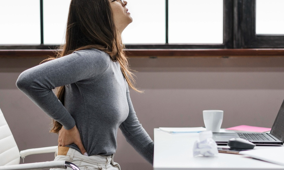 6 dấu hiệu cho thấy cột sống đang gặp vấn đề nghiêm trọng
