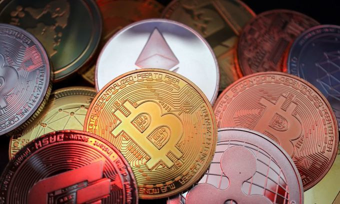 PM calls for rules to manage cryptocurrencies