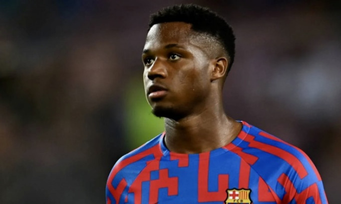 Ansu Fati bất mãn với Xavi, đòi rời Barca