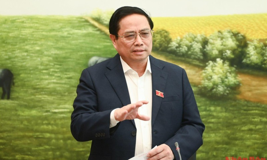 Thủ tướng cùng 4 trưởng ngành trả lời chất vấn tại Kỳ họp thứ tư, Quốc hội khóa XV