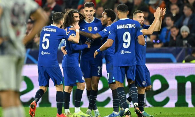 Chelsea vào vòng 1/8 Champions League