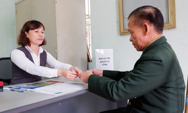 Chế độ với thân nhân người có công giúp đỡ cách mạng