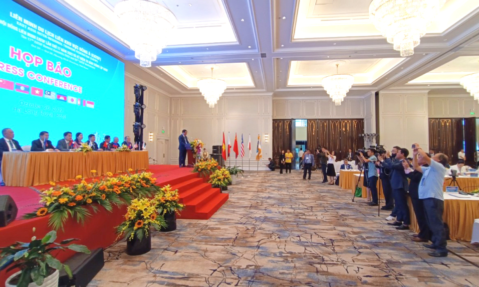 Họp báo thông tin kết quả hội nghị EATOF