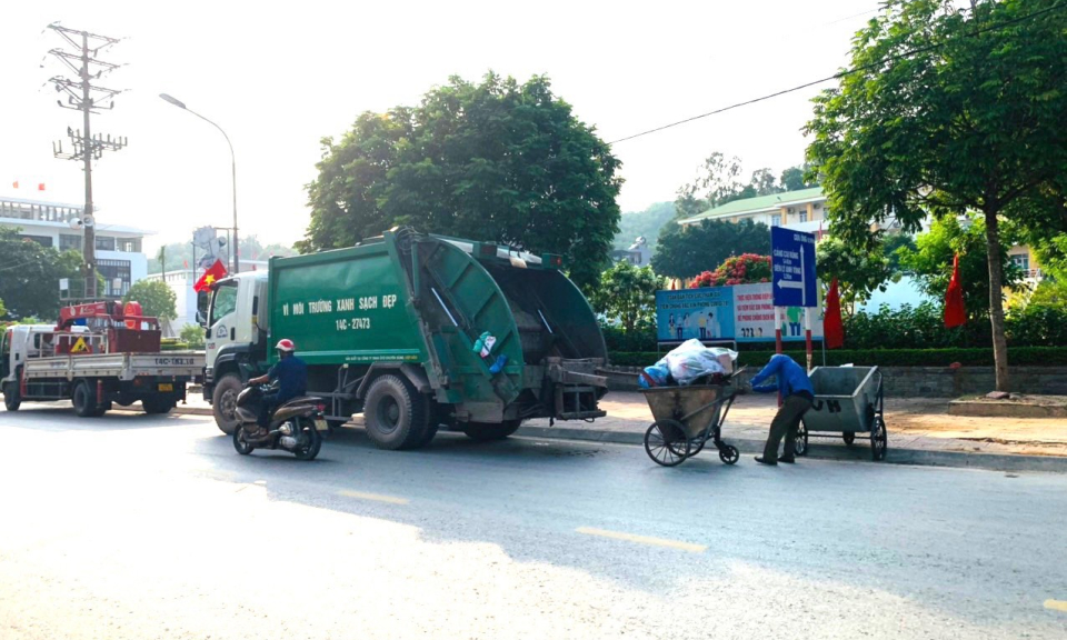 Nỗ lực thực hiện tốt công tác thu gom, vận chuyển, xử lý rác