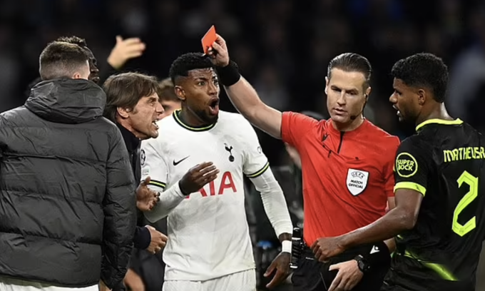 Xác định 12 đội vào vòng 1/8 Champions League