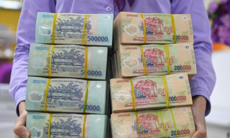Ba 'ông lớn' ngân hàng nhập cuộc đua tăng lãi suất
