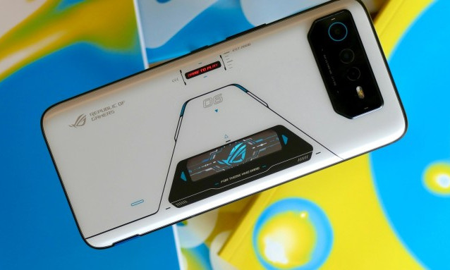 20 smartphone Android vượt mốc triệu điểm hiệu năng