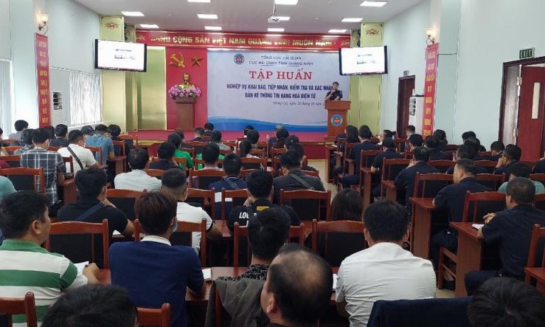 Tập huấn khai báo, tiếp nhận, kiểm tra, xác nhận bản kê thông tin hàng hóa nhập khẩu
