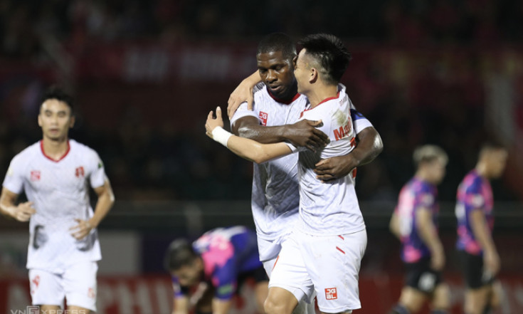 Hải Phòng chiếm đỉnh bảng V-League 2022