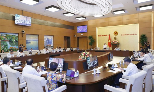 Ủy ban Thường vụ Quốc hội họp cho ý kiến việc tiếp thu 2 dự thảo Luật