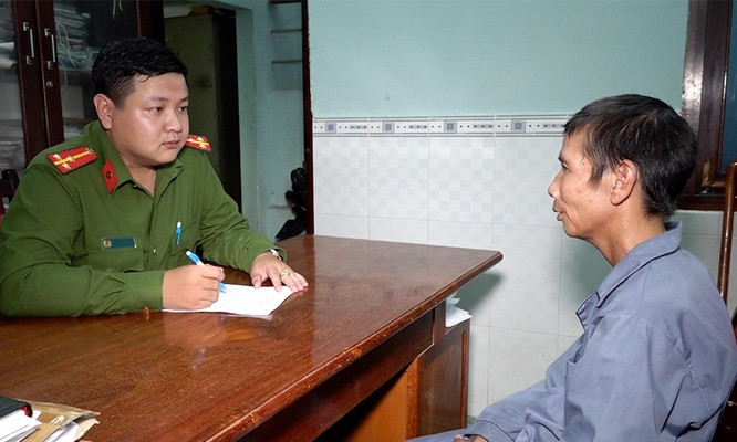 Kẻ trốn truy nã bị bắt khi đang đi ăn xin