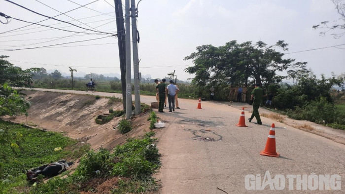 TNGT chết người ở Ninh Bình: Xe tải không lắp thiết bị giám sát hành trình 1