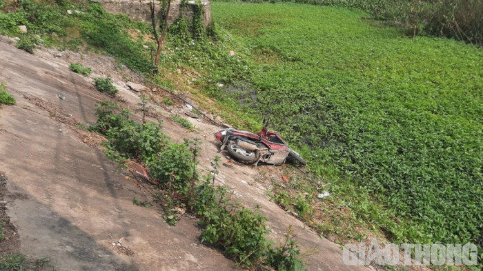 TNGT chết người ở Ninh Bình: Xe tải không lắp thiết bị giám sát hành trình 3