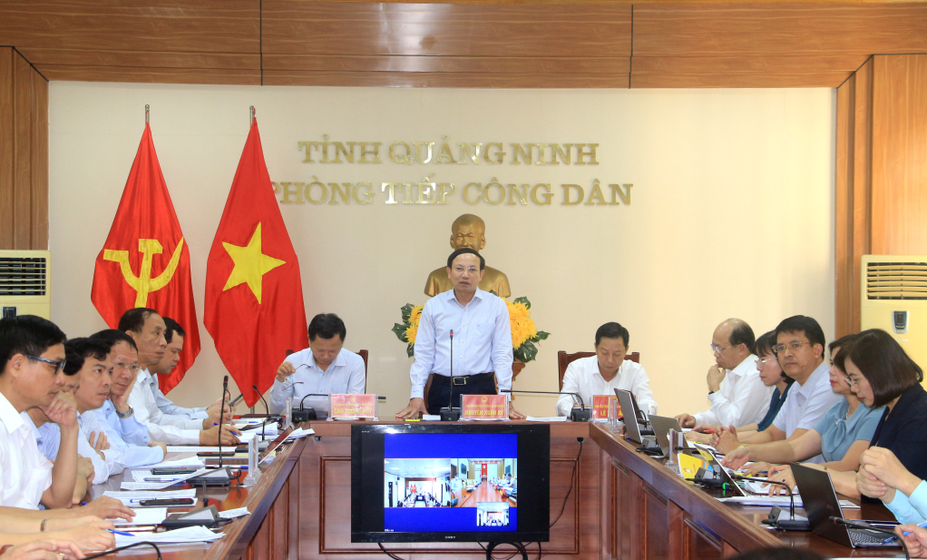 Đồng chí Nguyễn Xuân Ký, Bí thư Tỉnh ủy, Chủ tịch HĐND tỉnh, chỉ đạo giải quyết các vụ việc kiến nghị của công dân.