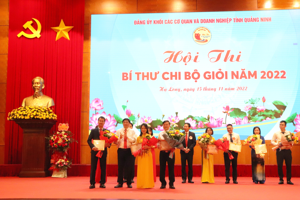 Đảng ủy Khối các cơ quan và doanh nghiệp tỉnh Quảng Ninh tổ chức Hội thi Bí thư Chi bộ giỏi năm 2022 cấp Đảng bộ khối vào ngày 15/11/2022. Ảnh: Minh Đức.