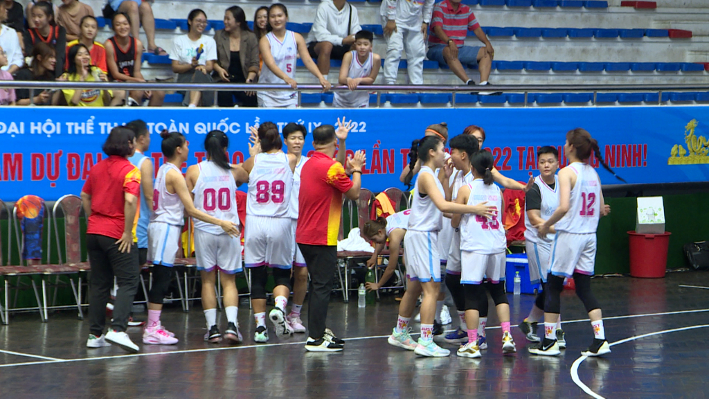 Đội tuyển Bóng rổ nữ Quảng Ninh giành chiến thắng trong trận ra quân, Đại hội Thể thao toàn quốc lần thứ IX.